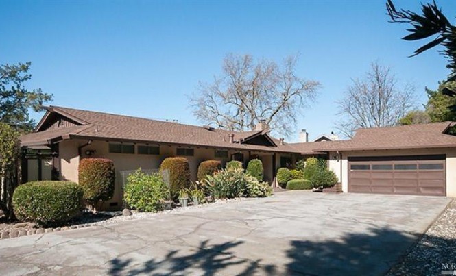 361 Fairway Dr, Novato